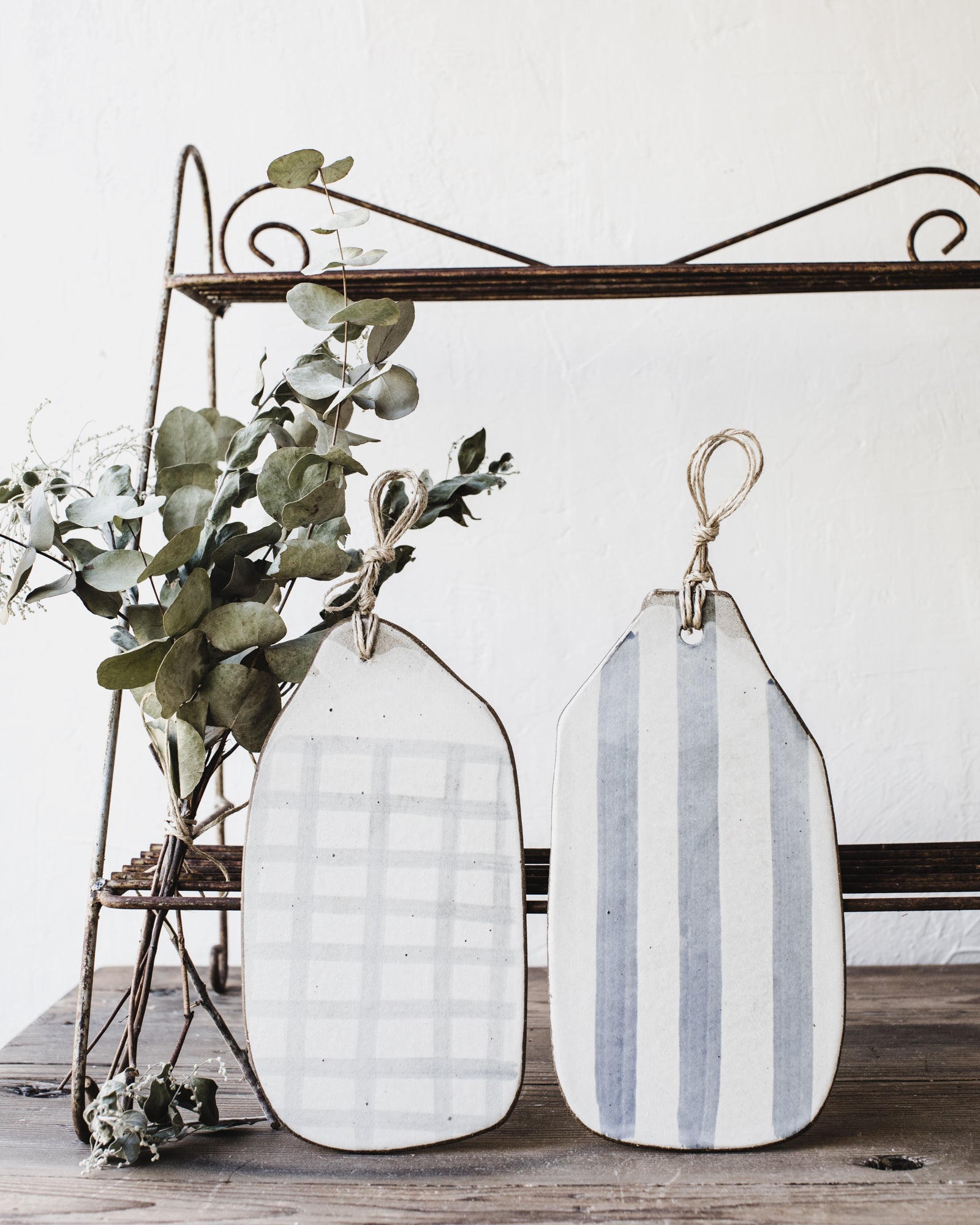 Rustic lines and grid pattern ceramic cheeseboards by clay beehive