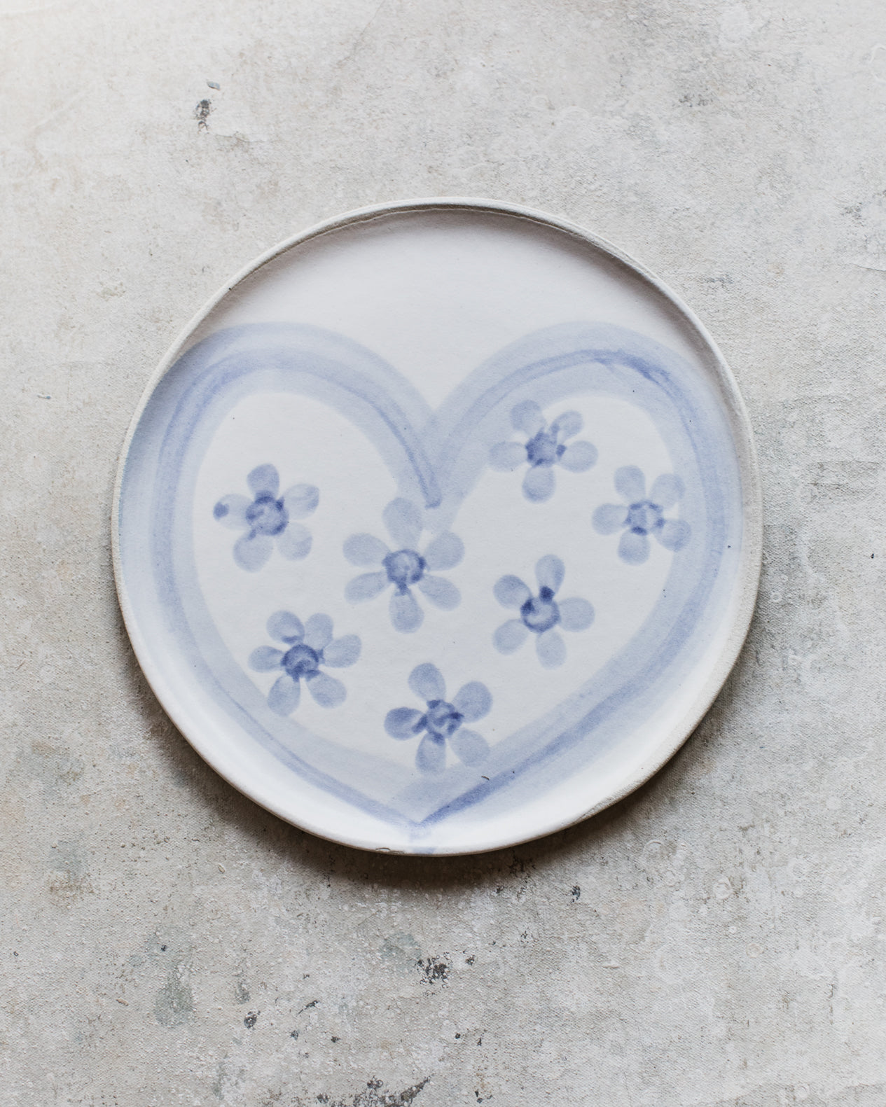 Handmade ceramic dinner/serving plate heart shaped decoration by clay beehive ceramics