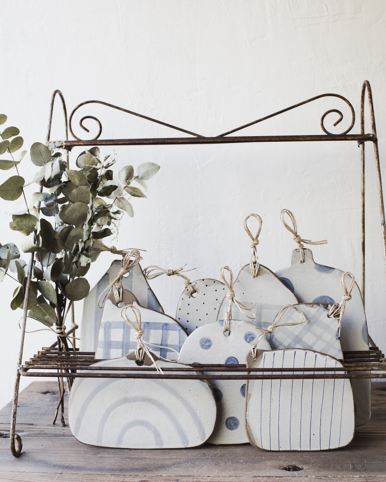 Rustic lines and grid pattern ceramic cheeseboards by clay beehive