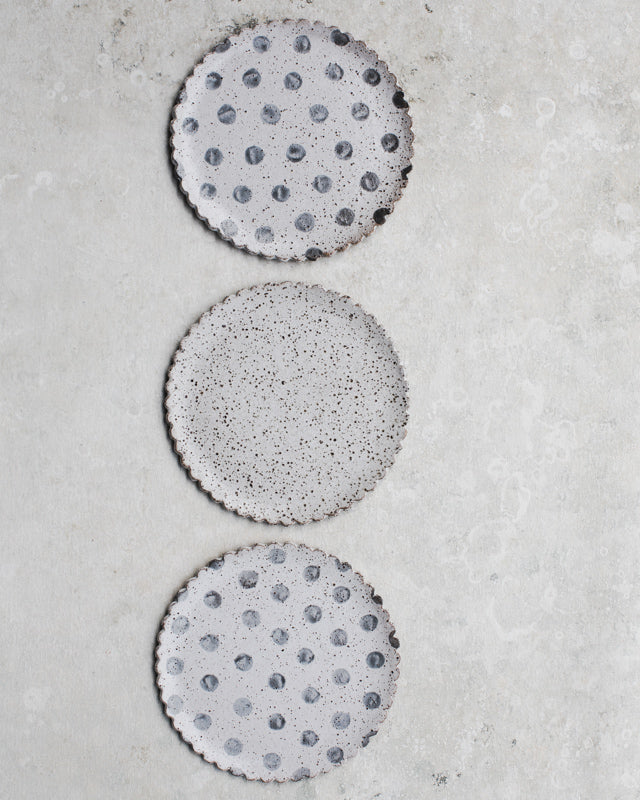 scallop rim speckled gritty ceramic side plates by clay beehive