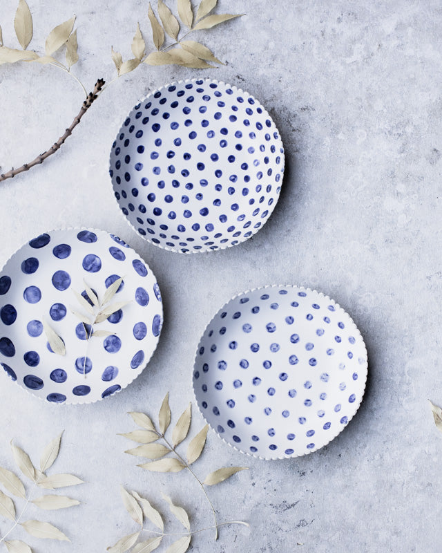 Large blue spot interior serving bowl