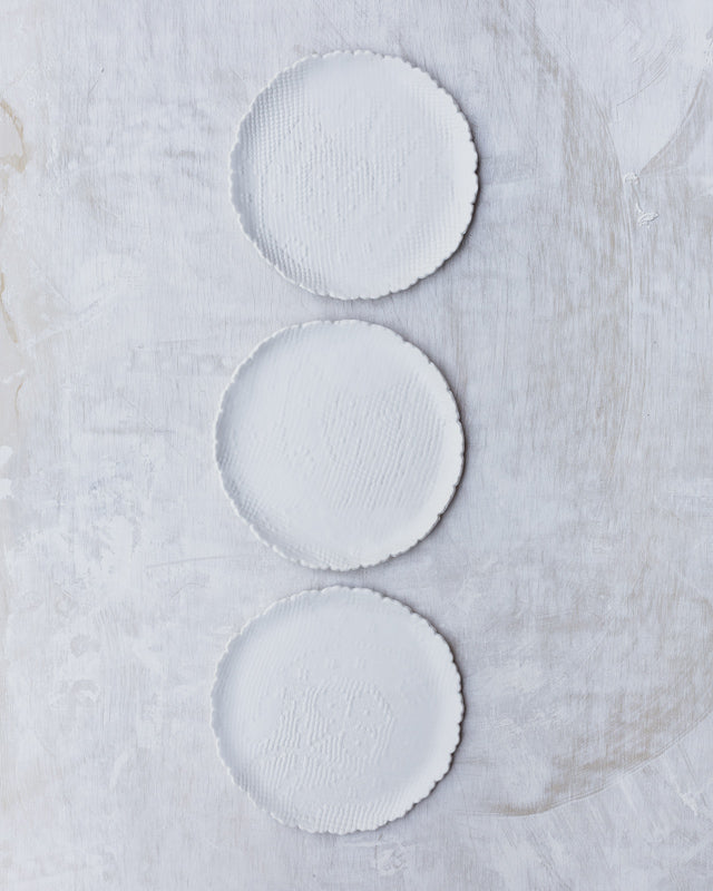 scallop edge satin white textured cake plates by clay beehive ceramics